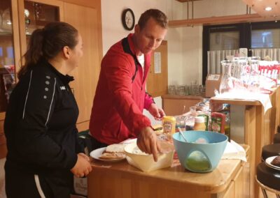 vereinsmeisterschaften-2021_gemeinsames-essen-buffet